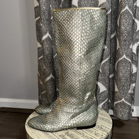 Carlos Falchi Mint Green Python Flat Boots - Picture 3 of 9